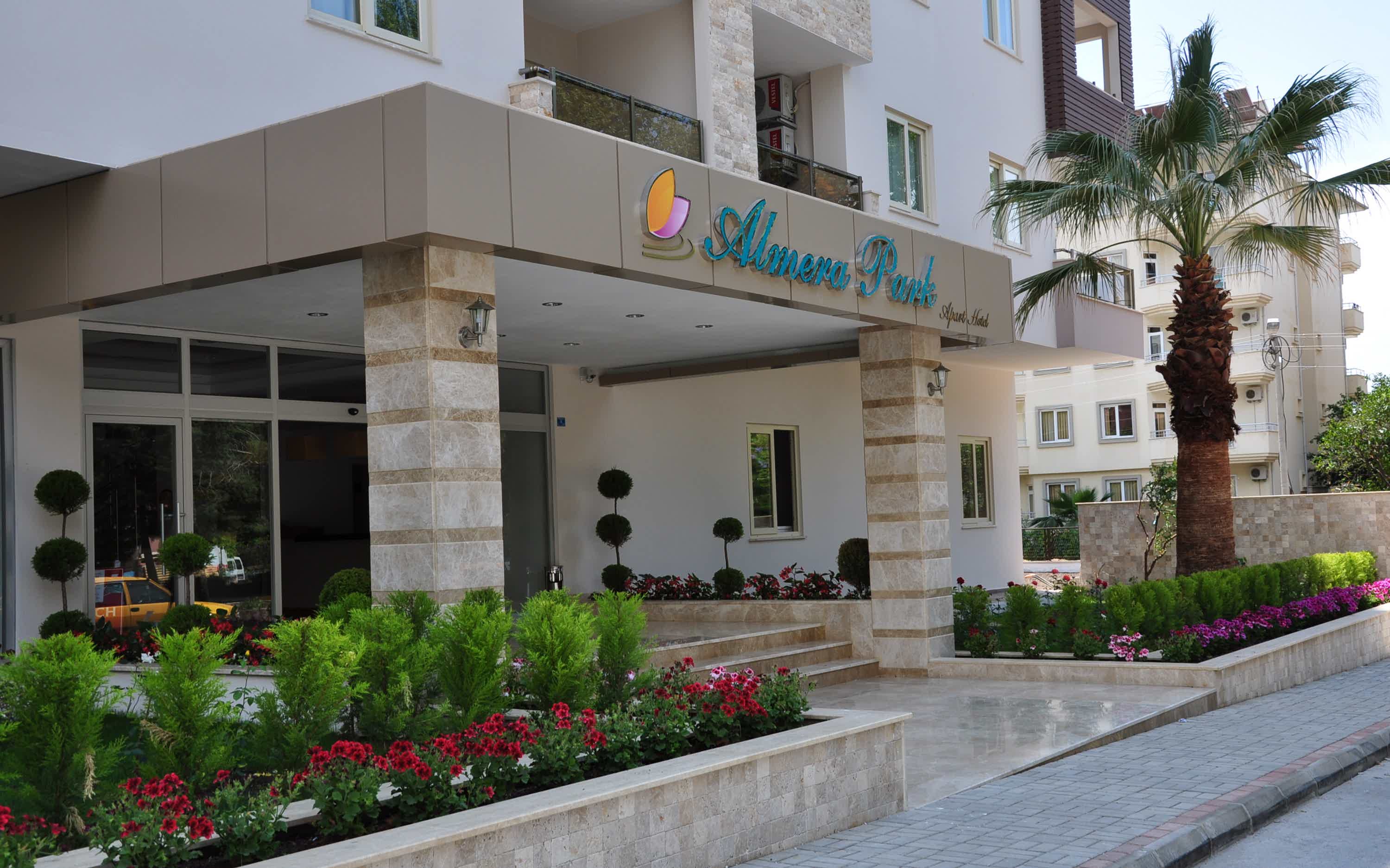 Almera Park Apart Hotel